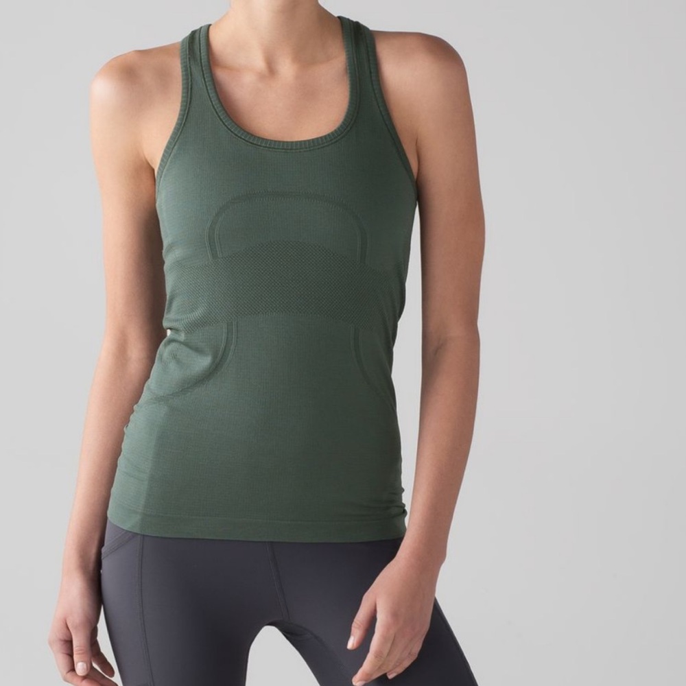 Lululemon Swiftly Tech Racerback Tank – Dark Forest – Size 6 Excellent Condition